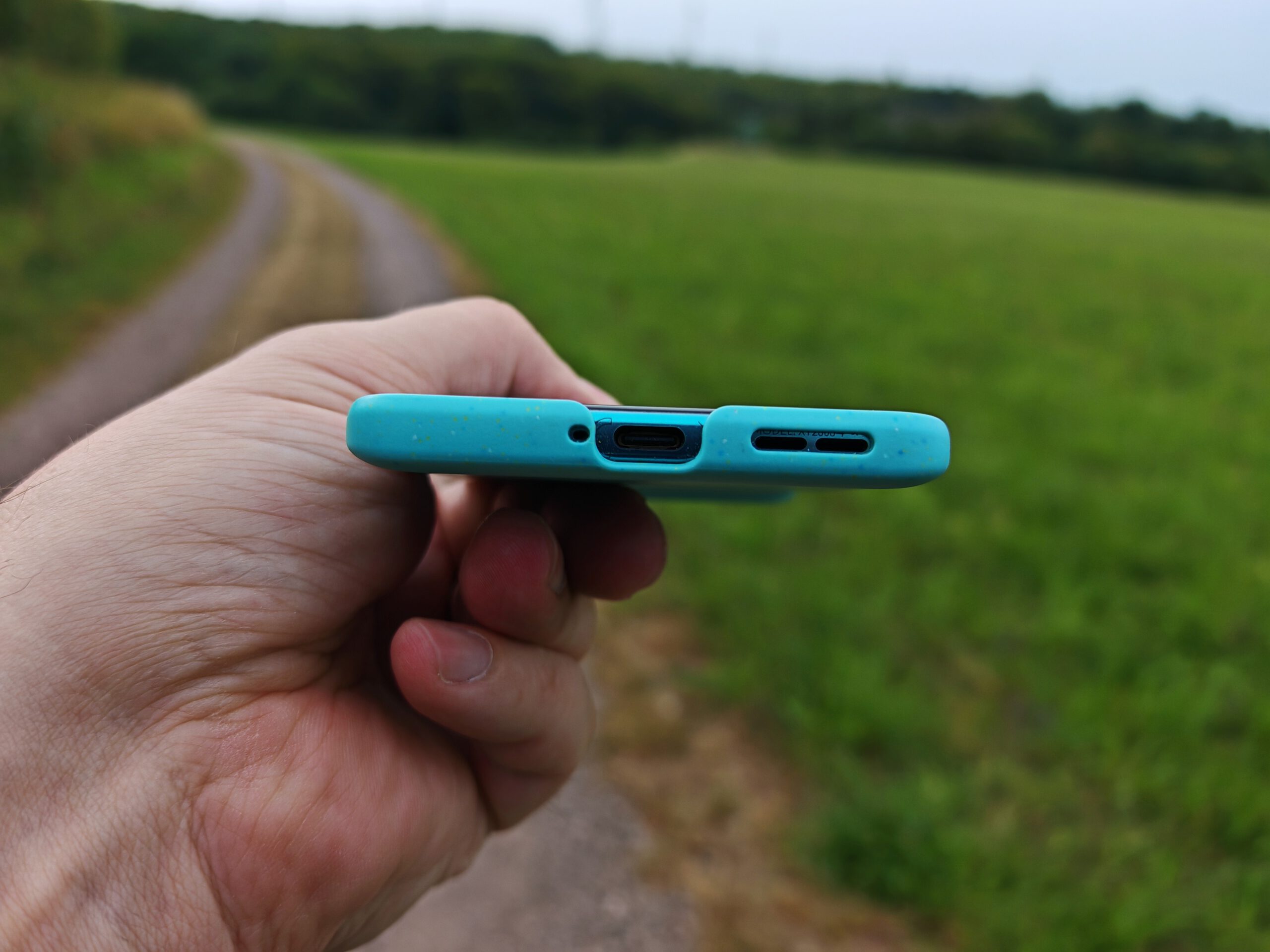 Motorola Edge 60 Fusion - von unten